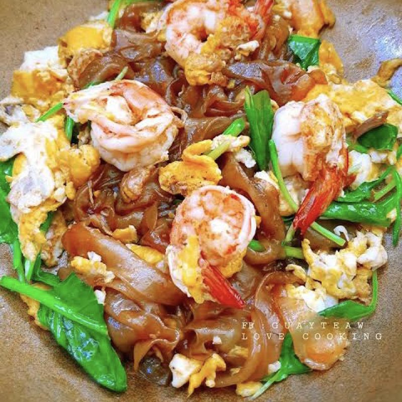 ผัดซีอิ๊วเส้นใหญ่กุ้ง