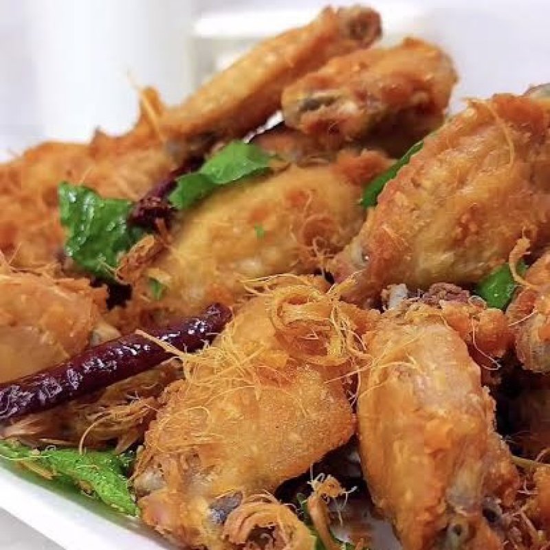ปีกไก่ทอดสมุนไพร